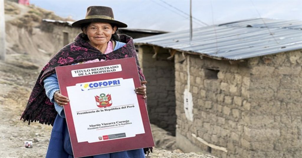 Titulación, Desarrollo regional, Senado Nacional, Rocio Porras